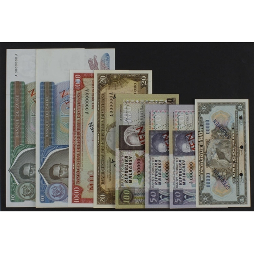 1047 - World (8), a group of SPECIMEN notes, Dominican Republic 1000 Pesos Oro 1975 - 1976, 20 Pesos Oro 19... 