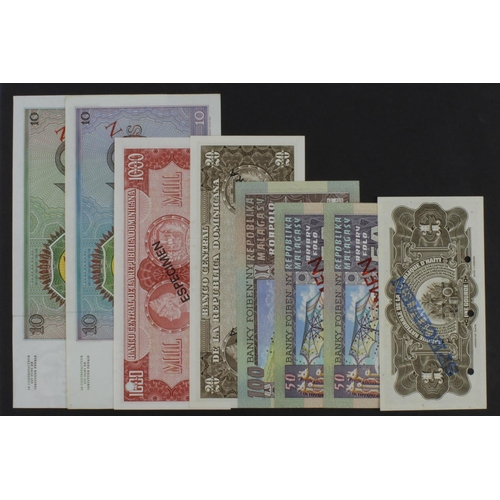 1047 - World (8), a group of SPECIMEN notes, Dominican Republic 1000 Pesos Oro 1975 - 1976, 20 Pesos Oro 19... 