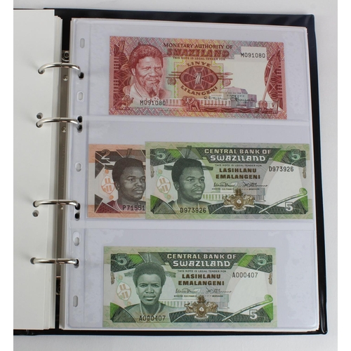 1062 - World, Africa G - U (99) a good group of mostly Uncirculated notes in 2 x Collectors albums, Gambia,... 