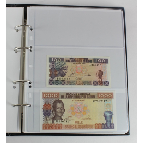 1062 - World, Africa G - U (99) a good group of mostly Uncirculated notes in 2 x Collectors albums, Gambia,... 