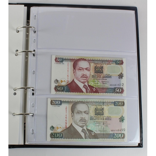 1062 - World, Africa G - U (99) a good group of mostly Uncirculated notes in 2 x Collectors albums, Gambia,... 