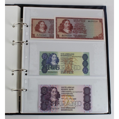 1062 - World, Africa G - U (99) a good group of mostly Uncirculated notes in 2 x Collectors albums, Gambia,... 