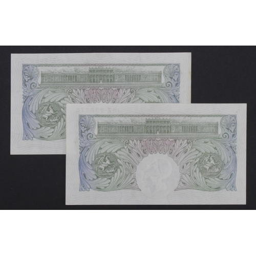 210 - Peppiatt 1 Pound (B238) issued 1934 (2), a rare consecutively numbered LAST SERIES pair, serial 18Z ... 