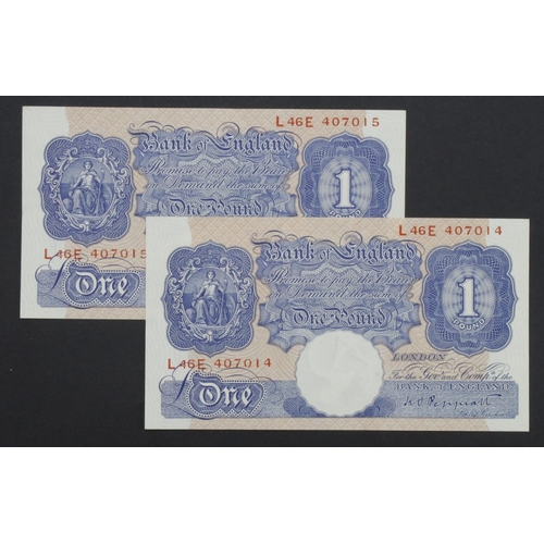 217 - Peppiatt 1 Pound (B249) issued 1940 (2), blue WW2 emergency issue, a consecutively numbered pair ser... 