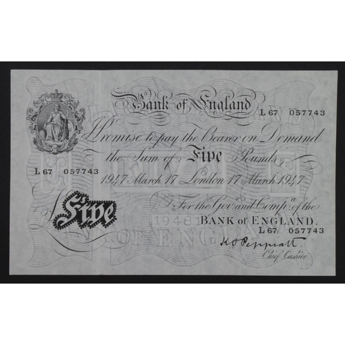 235 - Peppiatt 5 Pounds (B264) dated 17th March 1947, serial L67 057743, London issue on thin paper, a con... 