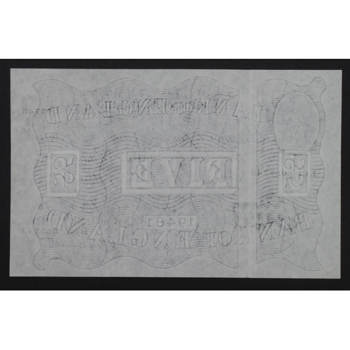 235 - Peppiatt 5 Pounds (B264) dated 17th March 1947, serial L67 057743, London issue on thin paper, a con... 