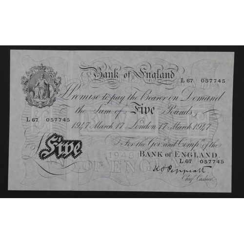 237 - Peppiatt 5 Pounds (B264) dated 17th March 1947, serial L67 057745, London issue on thin paper, a con... 