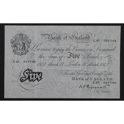 238 - Peppiatt 5 Pounds (B264) dated 17th March 1947, serial L67 057746, London issue on thin paper, a con... 