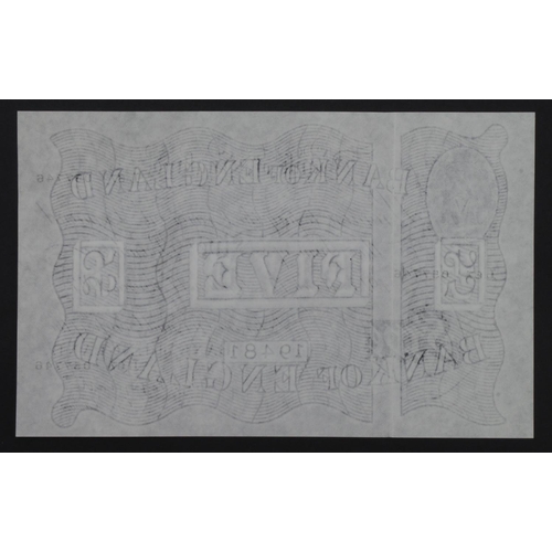 238 - Peppiatt 5 Pounds (B264) dated 17th March 1947, serial L67 057746, London issue on thin paper, a con... 