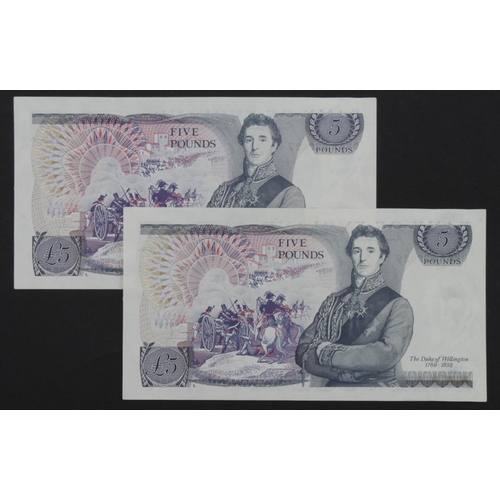 266 - Somerset 5 Pounds (B343) issued 1980 (2), a consecutively numbered pair with prefix 'DU67' which fal... 