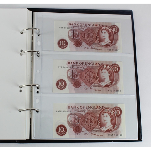 291 - Bank of England (49), a collection of 10 Shillings and 1 Pounds in an album, O'Brien 10 Shillings (1... 