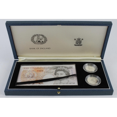 350 - Debden set C105, FIRST 1992 comprising Kentfield 10 Pounds FIRST RUN serial A01 002812 and 2 x Silve... 