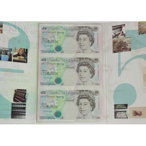 352 - Debden set C107, Last Sheetlet issued 1993, 5 Pounds signed Kentfield a sheet of 3 uncut notes with ... 