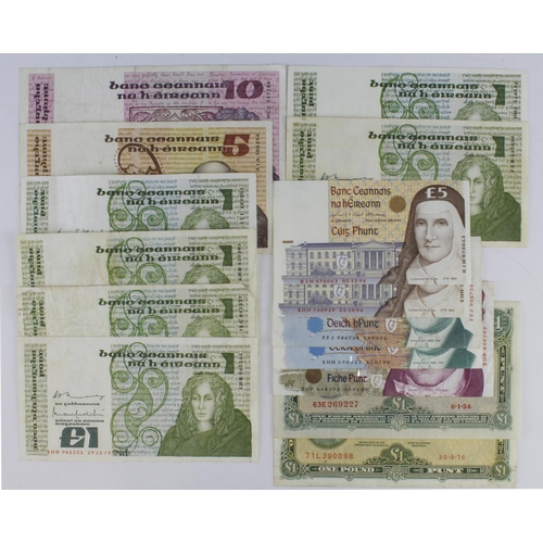 382 - Ireland Republic (15), 1 Pound Lady Lavery (2) dated 1954, 1976, 20 Pounds dated 1999, 10 Pounds (2)... 