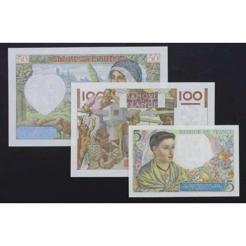 638 - France (3), 5 Francs dated 23rd December 1943 serial U.113 34364 (Pick98a), 50 Francs dated 8th Janu... 