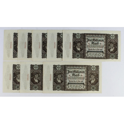 688 - Germany 2 Million Millionen Mark (8) dated 23rd July 1923, including a consecutively numbered pair (... 