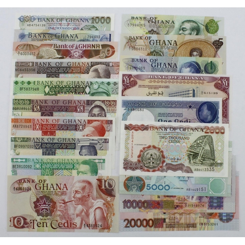 703 - Ghana (19), a collection of Uncirculated notes comprising 1 Pound dated 1962, 1 Cedi issued 1965, 1 ... 