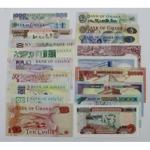 703 - Ghana (19), a collection of Uncirculated notes comprising 1 Pound dated 1962, 1 Cedi issued 1965, 1 ... 