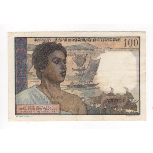 835 - Madagascar 100 Francs = 20 Ariary, Institut D'Emission Malgache issued 1961, serial W.2268 267 (TBB ... 