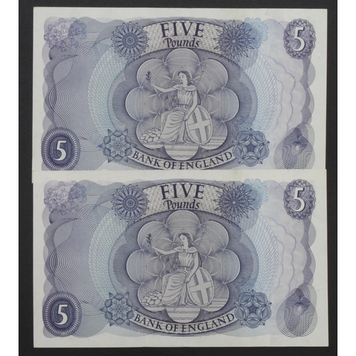 99 - Fforde 5 Pounds (B313) issued 1967 (2), a very rare consecutively numbered pair of REPLACEMENT notes... 