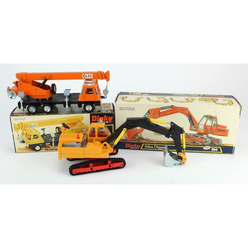 108 - Dinky Toys. Two boxed Dinky Toys, comprising 'Atlas Digger (no. 984) & 'Coles Hydra Truck 150T (no. ... 