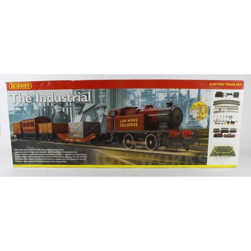 119 - Hornby 'The Industrial' OO gauge train set (R1088), contained in original box