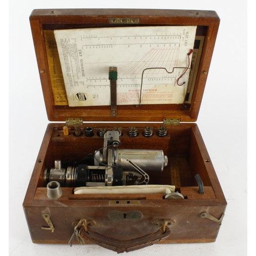 419 - Dobbie Mcinnes engine indicator, Design no. 4, with springs, contained in original fitted case