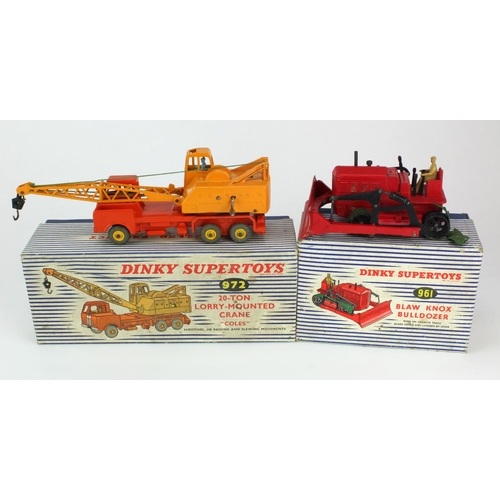 76 - Dinky Supertoys. Two boxed Dinky Supertoys, comprising 'Blaw Knox Bulldozer (no. 961, tracks broken)... 