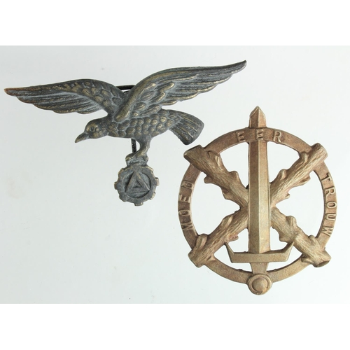 1240 - German / Belgium Rexist badges inc cap badge.