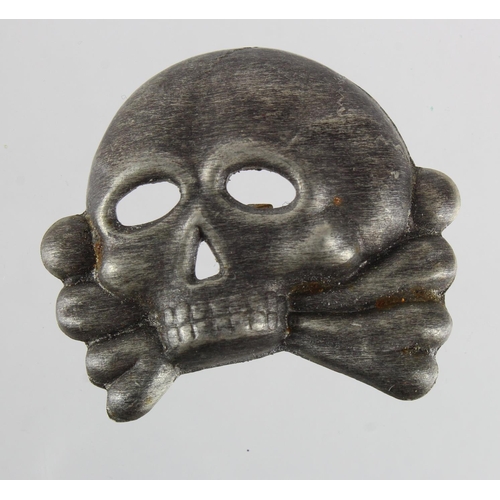 1252 - German 3rd Reich Allgemeine SS Totenkopf Death Head. Worn on the visor cap.