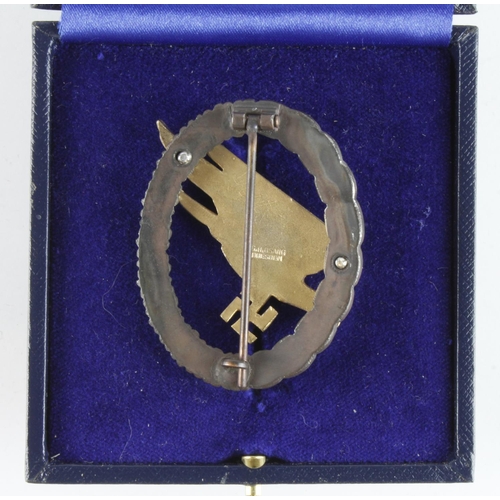 1289 - German Fallschiermjager Paratroopers War badge in case maker marked G H Osag Dresden.