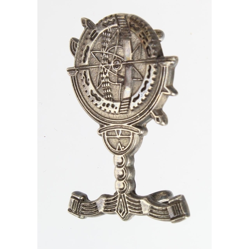 1723 - Cap badge - No 1 Demolition Squadron (Popski's Private Army). Reverse stamped 'Silver'.