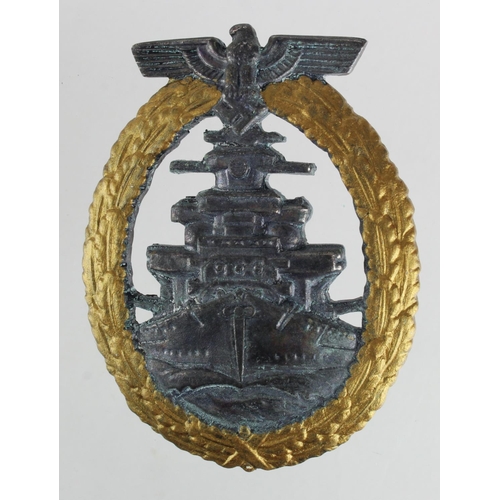 2163 - WW2 German Kriegsmarine High Seas Fleet Badge. Maker: Schwerin, Berlin.