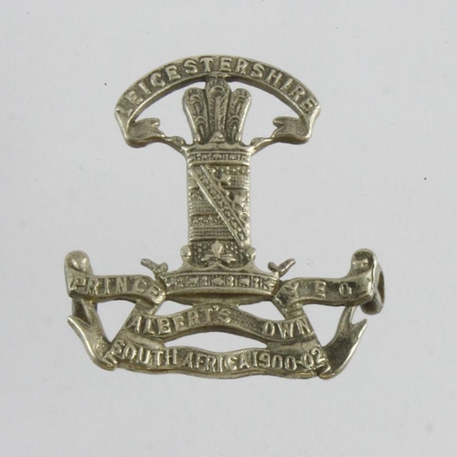 2194 - WW2 Solid silver hallmarked Leicestershire Princes Alberts Own Yeomanry officers cap badge.