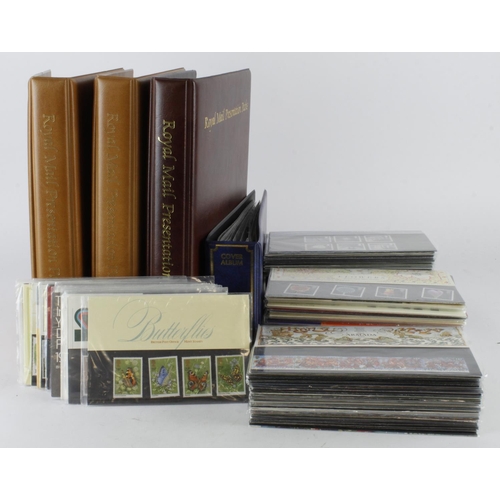 709 - GB - 1980's to c2000 Presentation Packs (approx 350) in albums, plus loose.  (Buyer collects)