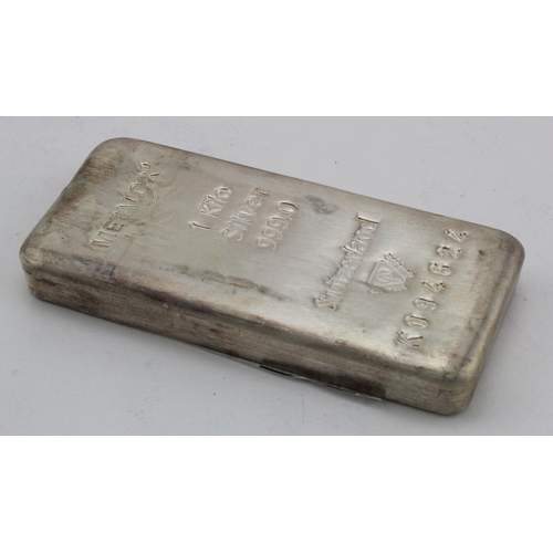 1055 - Metalor Silver 1Kg bar Serial number K094624 with certificate