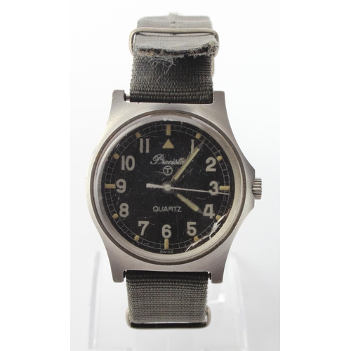 668 - Gents stainless steel cased Precista British military issue quartz wristwatch. The black dial with c... 