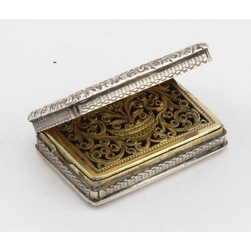 901 - Silver vinaigrette, hallmarked Birmingham 1820 by Joseph Willmore. Rectangular form with original in... 