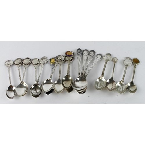 992 - Mixed lot of Commemorative silver plated spoons comprising of seven Royalty related (four relating t... 