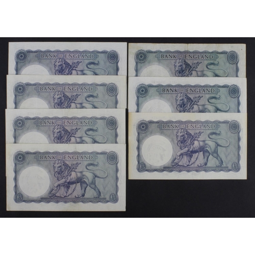 112 - O'Brien 5 Pounds (7) issued 1957 & 1961, series B helmeted Britannia, Lion & Key notes, includes Fir... 