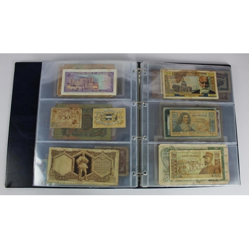 863 - World (163), a collection in album including Falkland Islands 10 Pounds, Algeria 500 Francs 1942, Ea... 