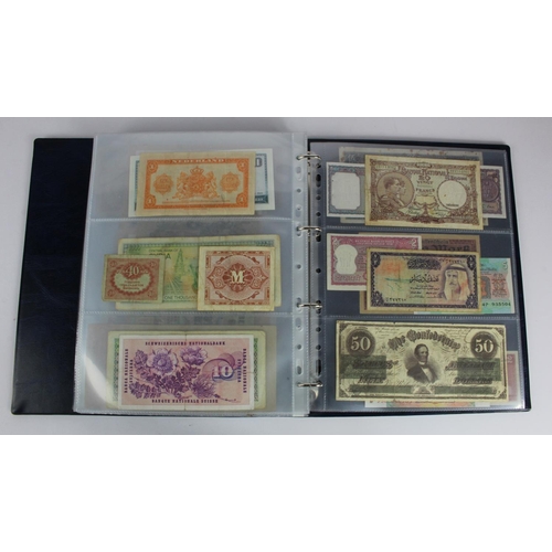 863 - World (163), a collection in album including Falkland Islands 10 Pounds, Algeria 500 Francs 1942, Ea... 