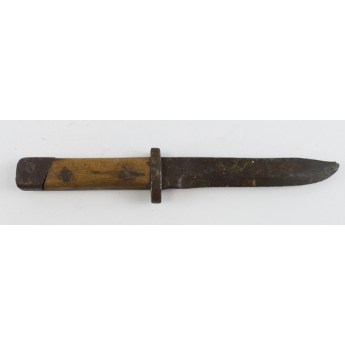 110 - WW1 German trench knife made from a bayonet.