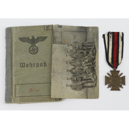 358 - German WW2 and WW1 group to Alfred Landauer served WW1 1916-18 and WW2 1939-40 comes with WW2 Wehrpa... 