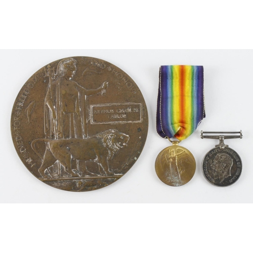 489 - BWM & Victory Medal + Death Plaque for (25826 Pte Arthur Charles Taylor 14th Bn Worcestershire Regt)... 