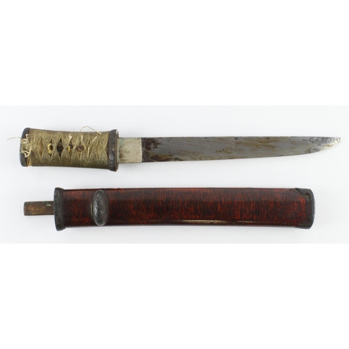 63 - Japanese Tanto dagger with lacquered red Saya. Pair of quality Menuki to tang. Blade just over 22cm ... 