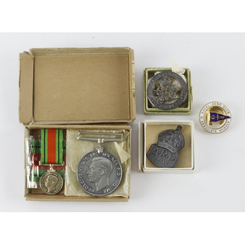 649 - Silver War Badge WW1 No 49677 in original box of issue, awarded to 739 A/Sgt Douglas Wakely Genge HA... 