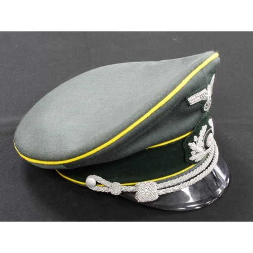 359 - German WW2 army officers dress hat in superb condition by Erel Berlin in officers hat box with retai... 