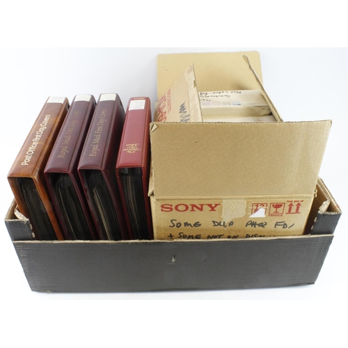 217 - Extensive GB Machin FDC collection housed in two large packed boxes (approx 1600 items). Includes se... 