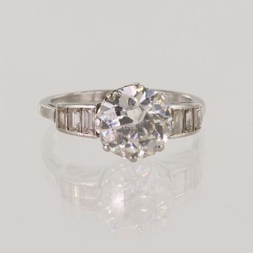 107 - Platinum Art Deco diamond solitaire ring, old European brilliant cut approx 2.22ct, estimated colour... 